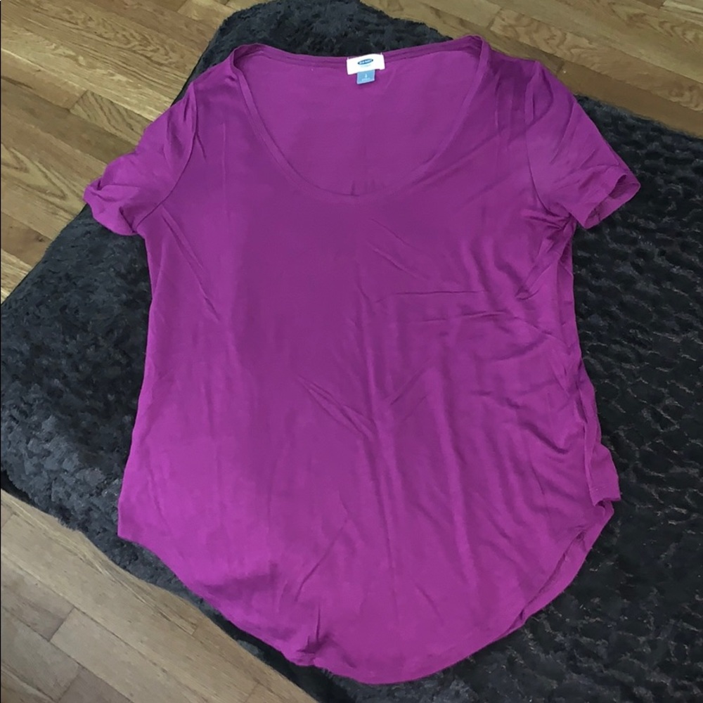 Purple Old Navy shirt Sz L longer length